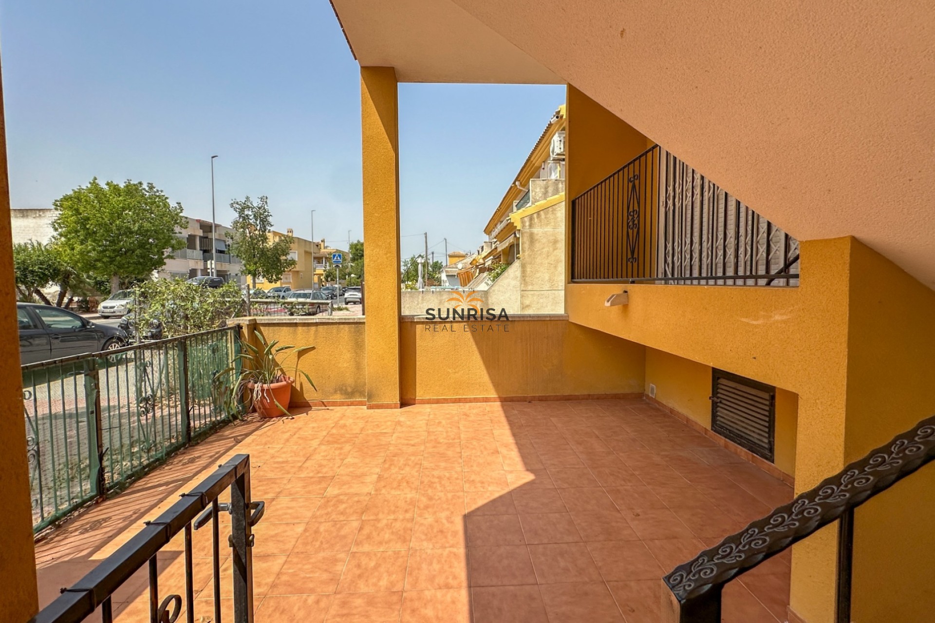 Herverkoop - Bungalow - Daya Nueva