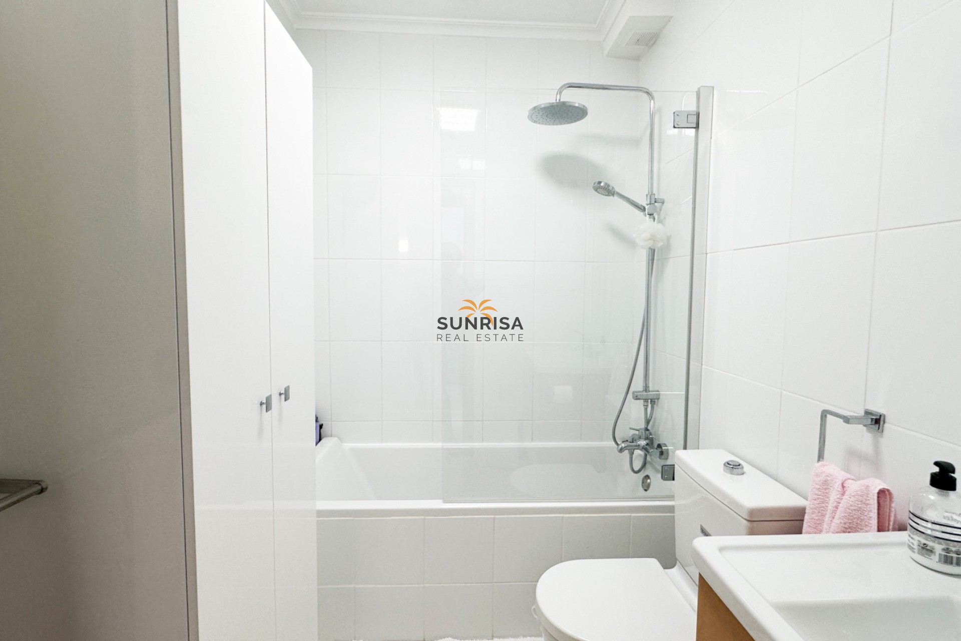Resale - Townhouse - La Finca Golf