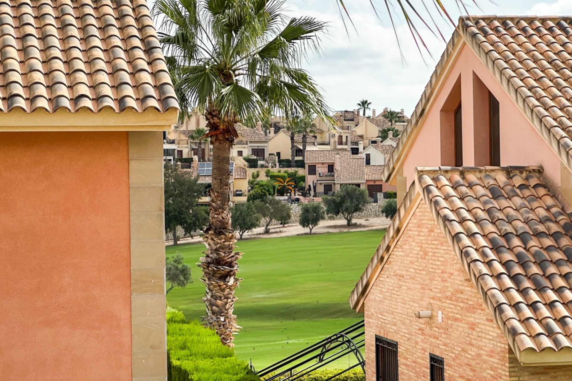 Resale - Townhouse - La Finca Golf