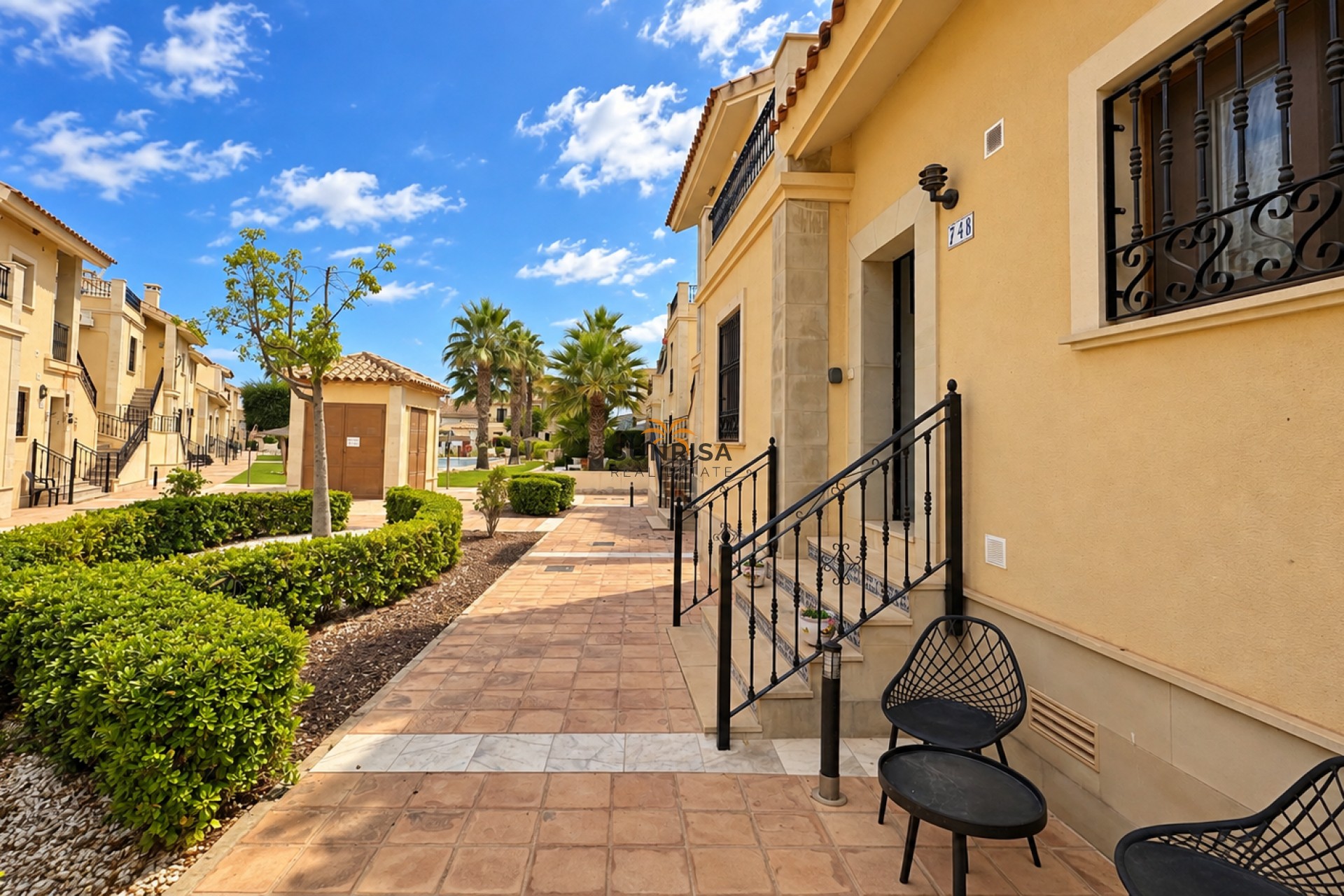 Resale - Townhouse - La Finca Golf