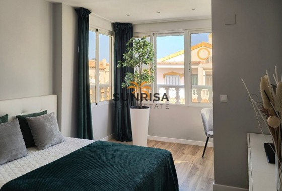 Maison de ville · Revente - Orihuela Costa · La Florida · Alicante · Espagne