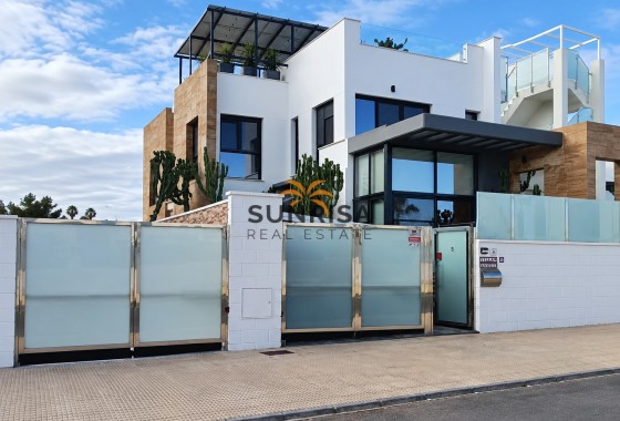 Villa · Herverkoop - Orihuela Costa · Lomas de Cabo Roig · Alicante · Spanje