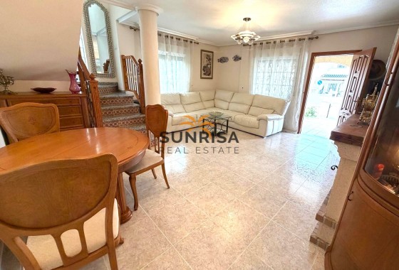 Villa · Revente - Orihuela Costa · Villamartín - Las Filipinas · Alicante · Espagne