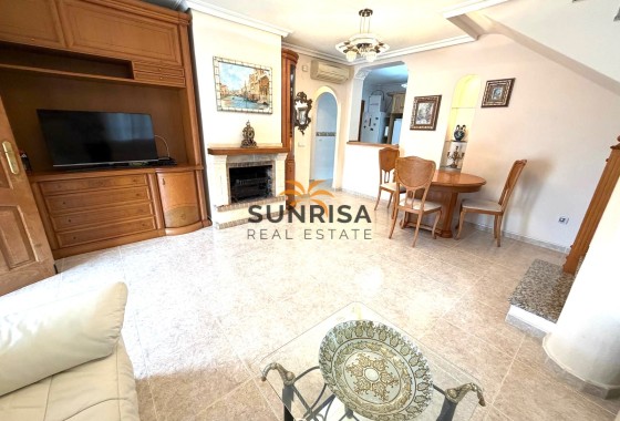 Villa · Revente - Orihuela Costa · Villamartín - Las Filipinas · Alicante · Espagne