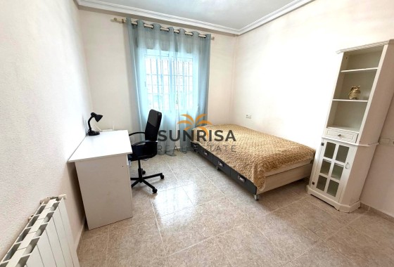 Villa · Revente - Orihuela Costa · Villamartín - Las Filipinas · Alicante · Espagne