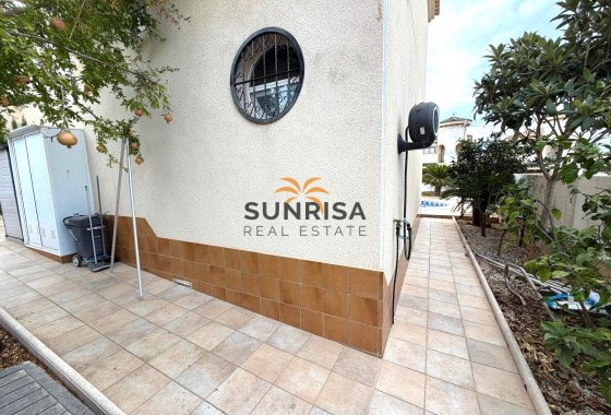 Villa · Revente - Orihuela Costa · Villamartín - Las Filipinas · Alicante · Espagne