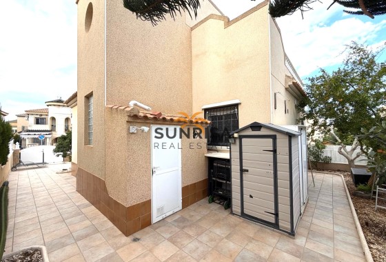 Villa · Revente - Orihuela Costa · Villamartín - Las Filipinas · Alicante · Espagne
