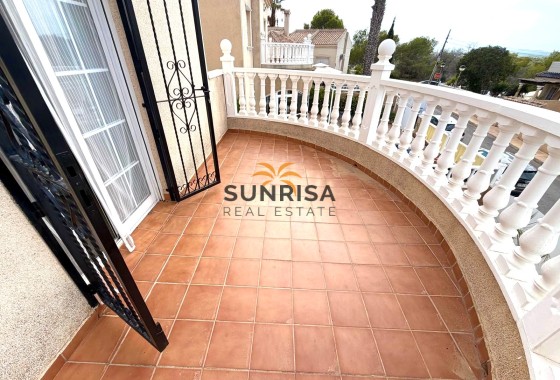 Villa · Revente - Orihuela Costa · Villamartín - Las Filipinas · Alicante · Espagne