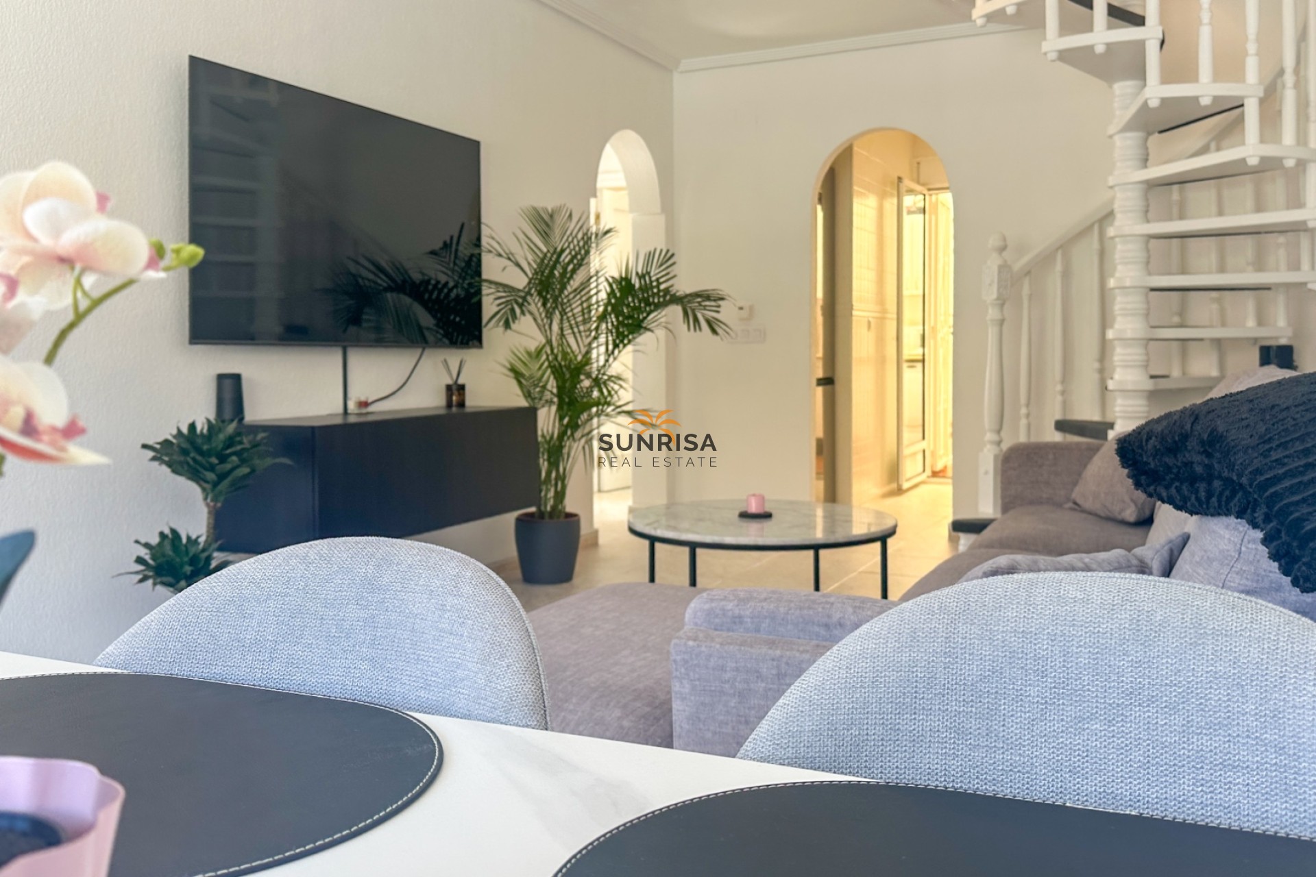 Resale - Townhouse - Los Altos
