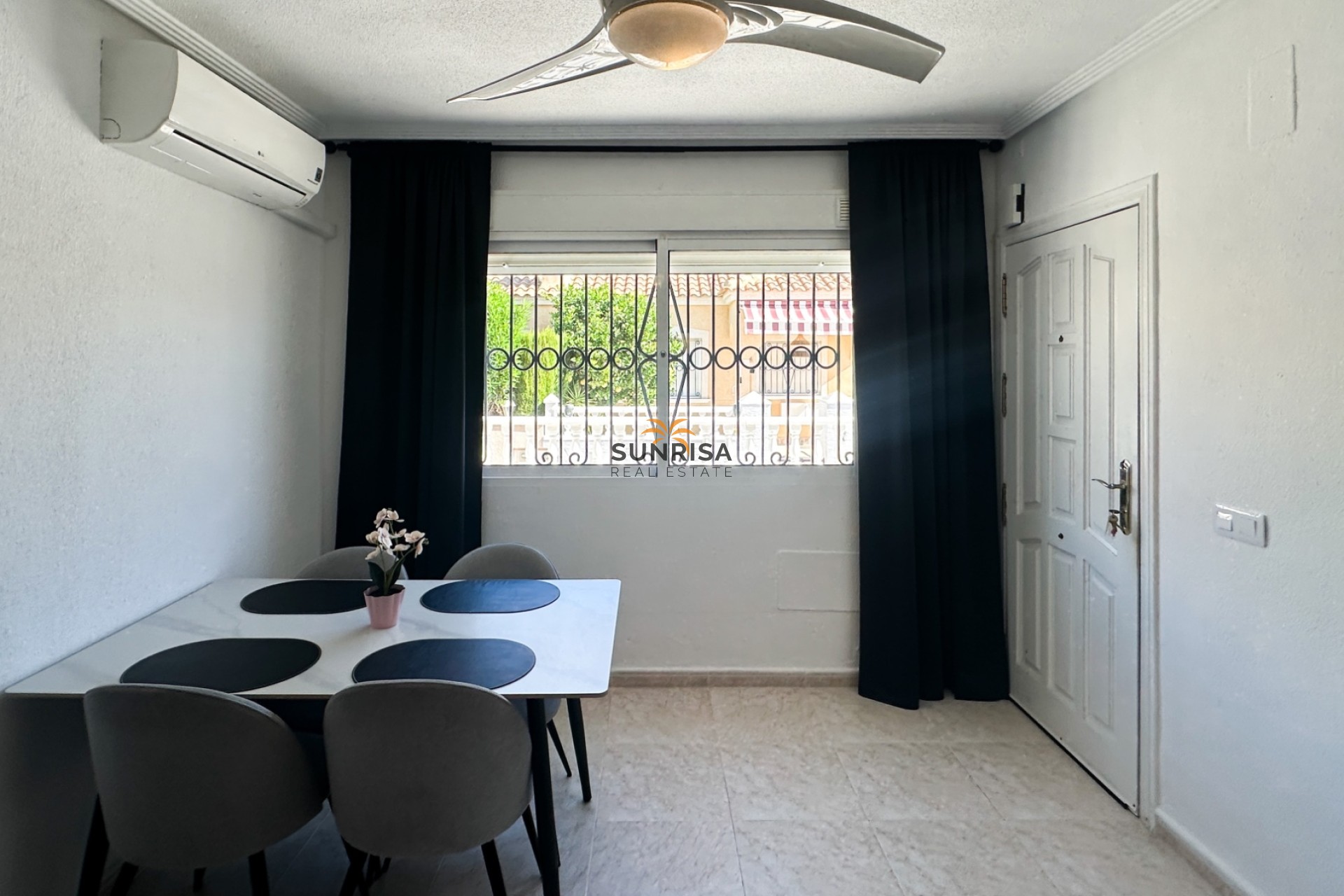 Resale - Townhouse - Los Altos
