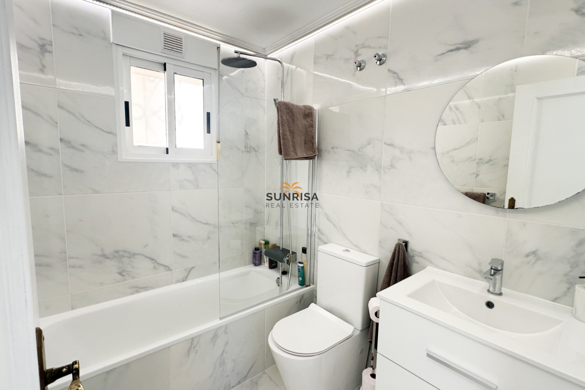 Resale - Townhouse - Los Altos