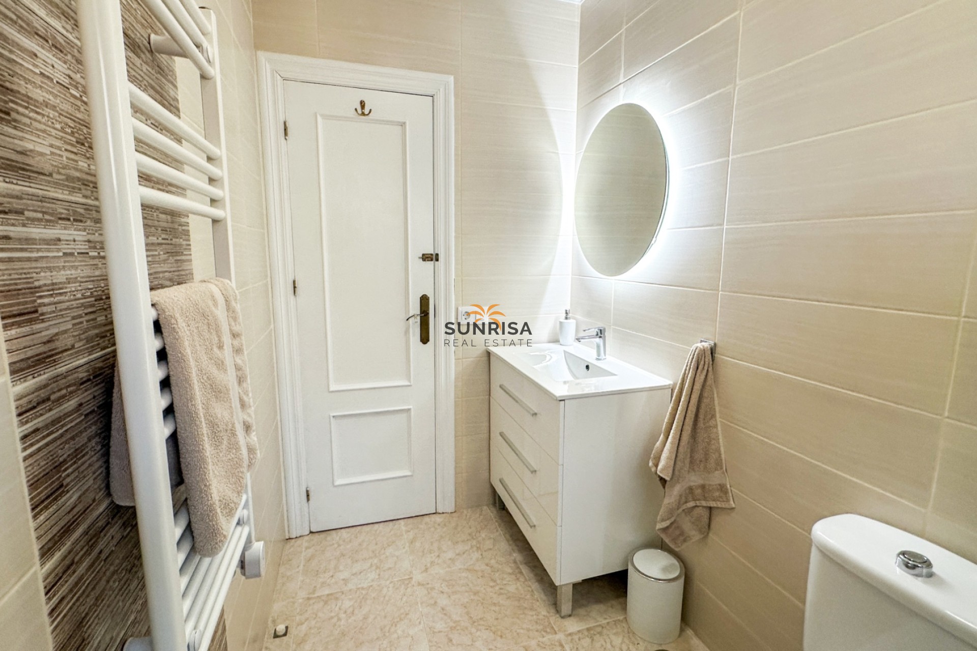 Resale - Townhouse - Los Altos