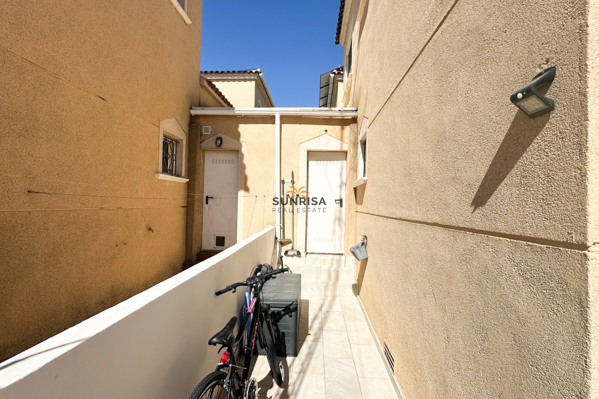 Resale - Townhouse - Los Altos