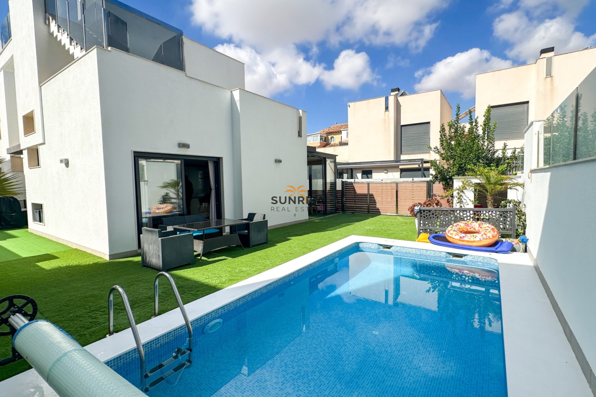 Herverkoop - Villa - Torrevieja