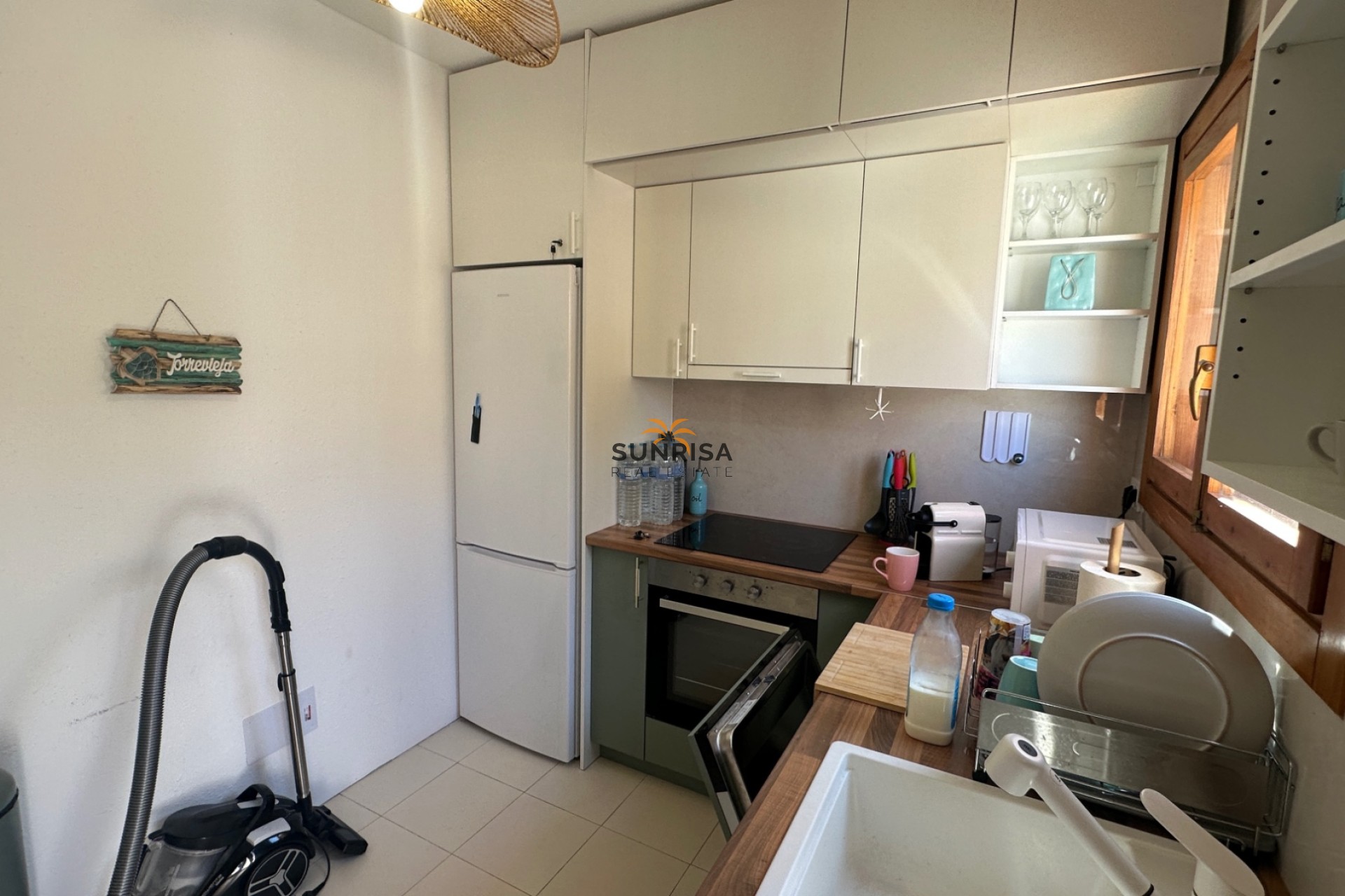 Resale - Townhouse - La Mata