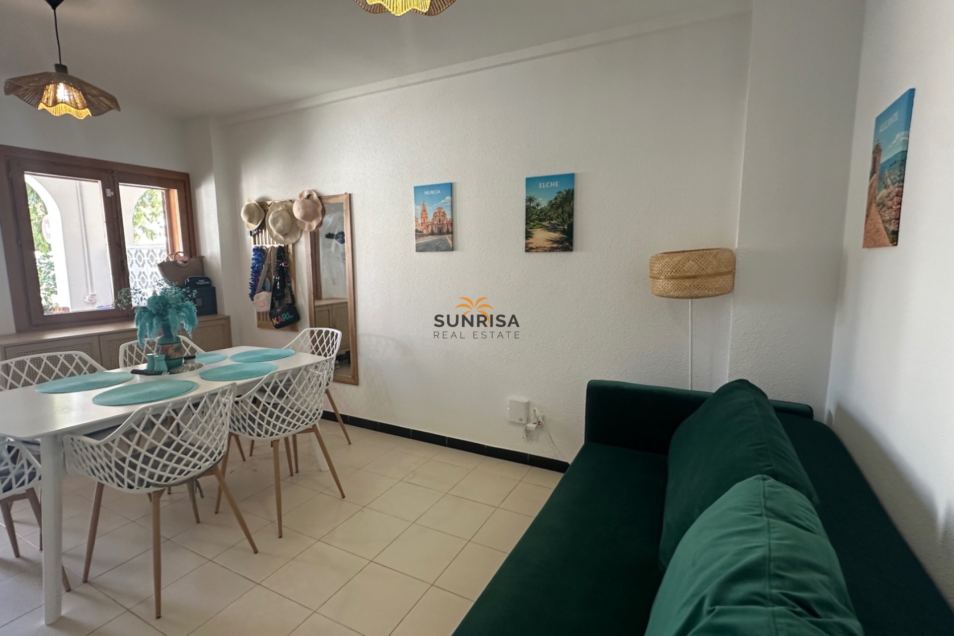 Resale - Townhouse - La Mata