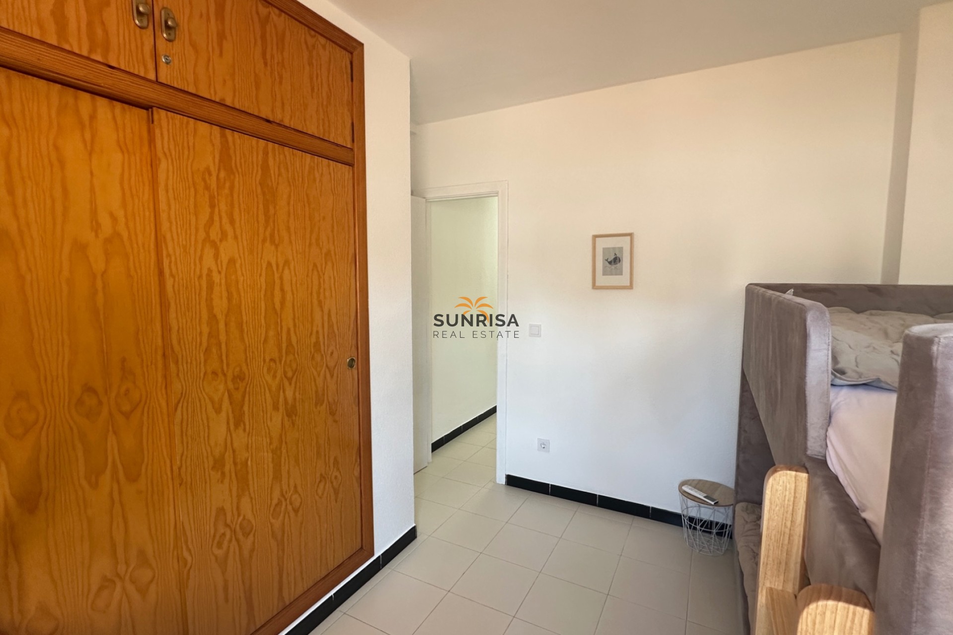 Resale - Townhouse - La Mata
