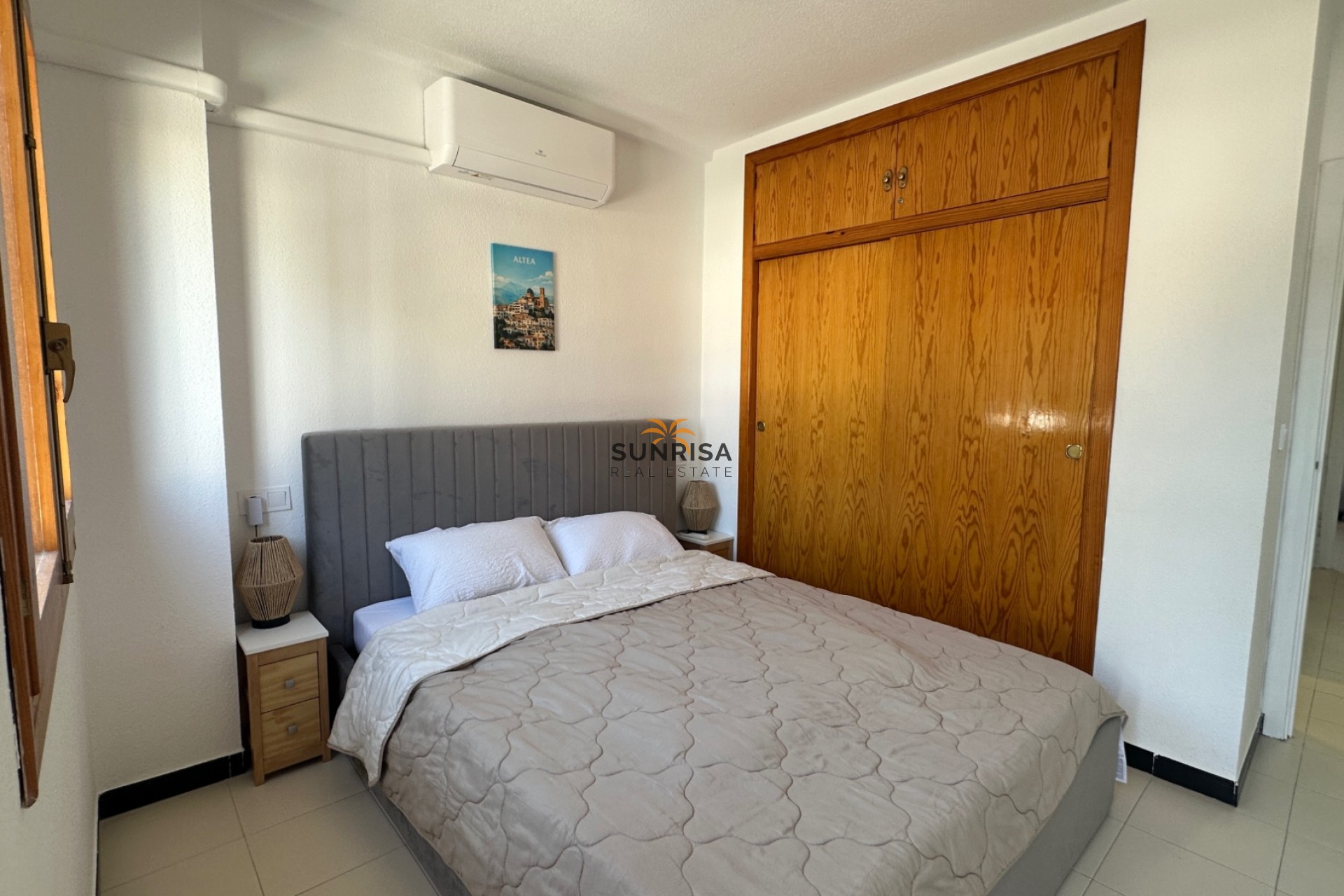 Resale - Townhouse - La Mata