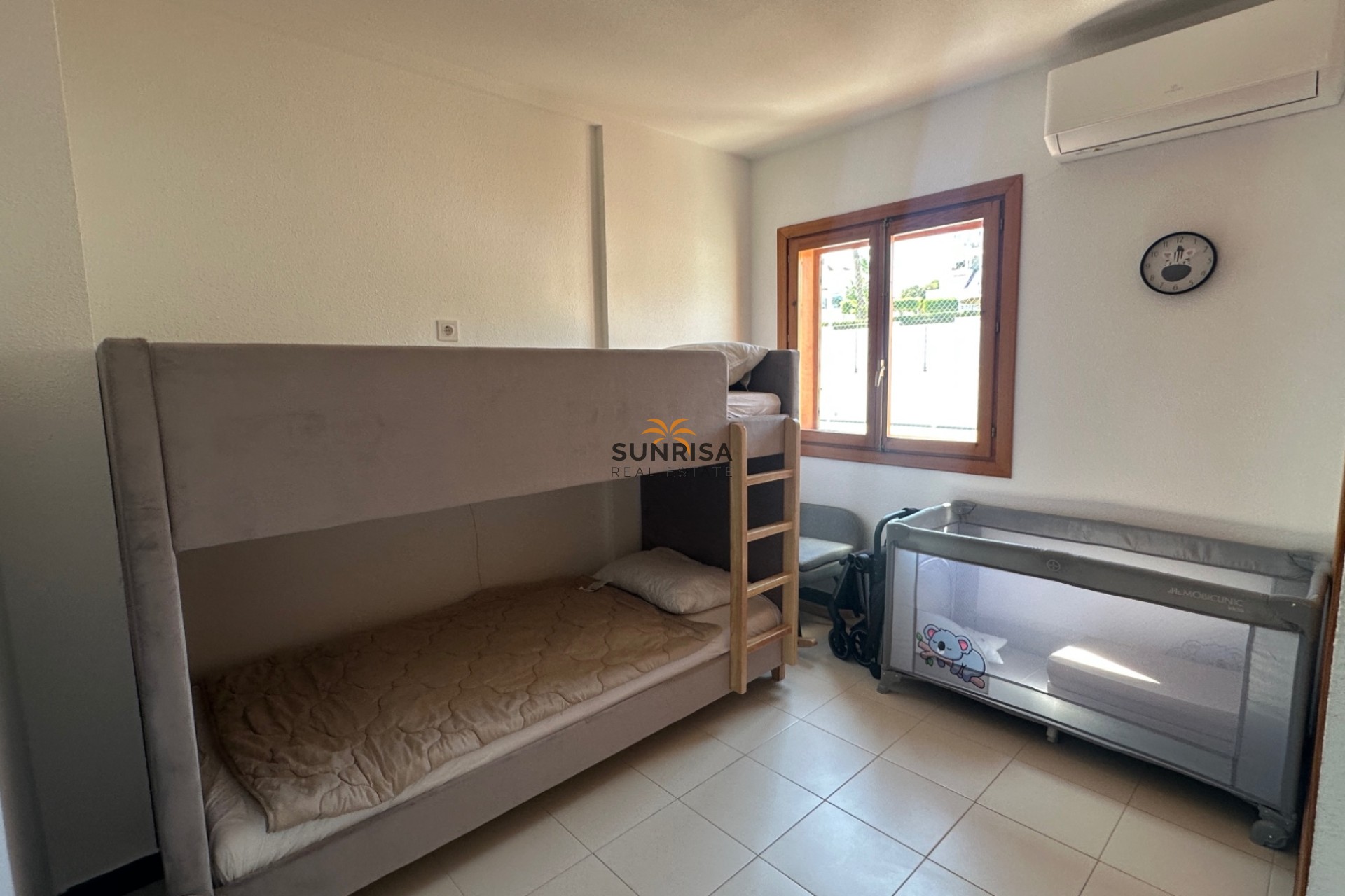 Resale - Townhouse - La Mata