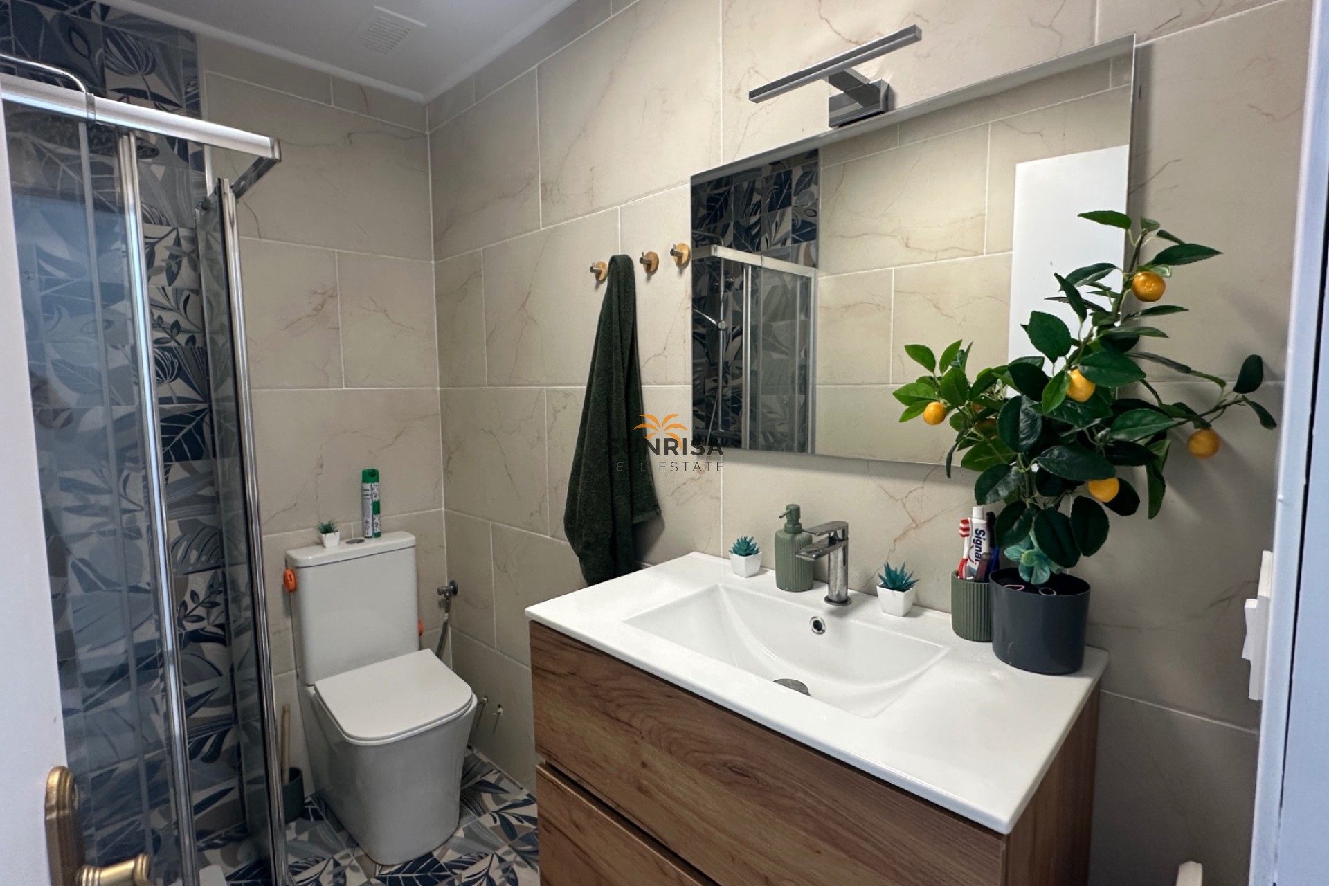 Resale - Townhouse - La Mata