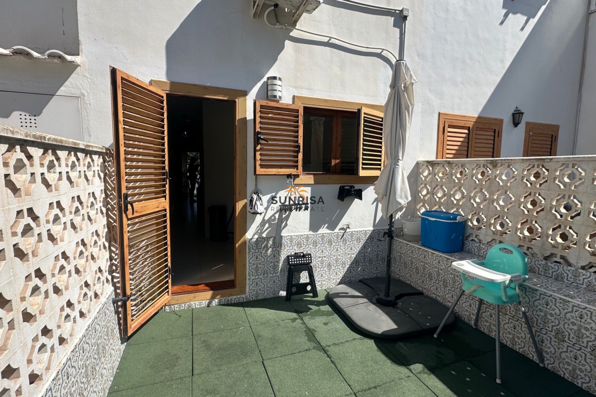 Resale - Townhouse - La Mata