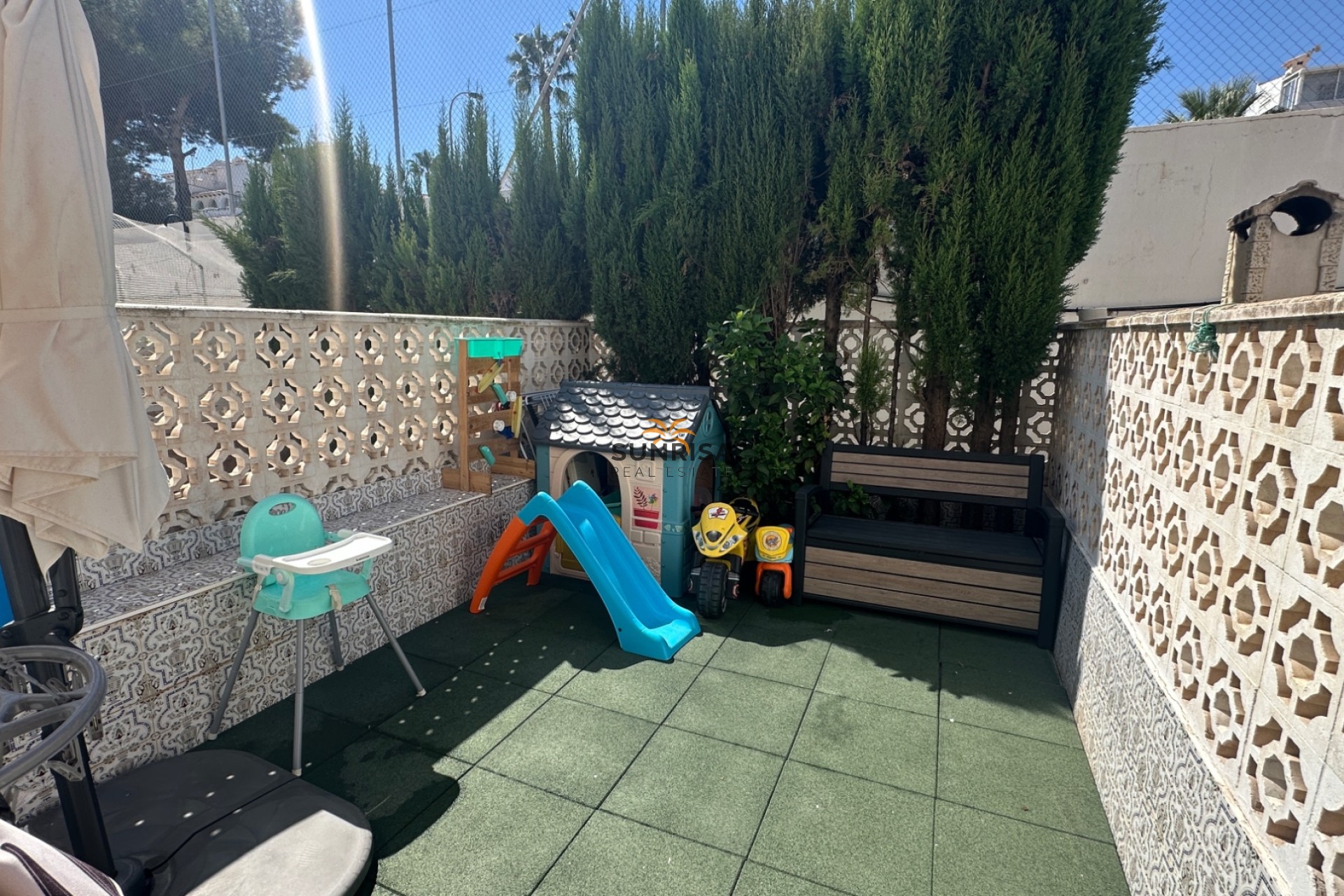 Resale - Townhouse - La Mata