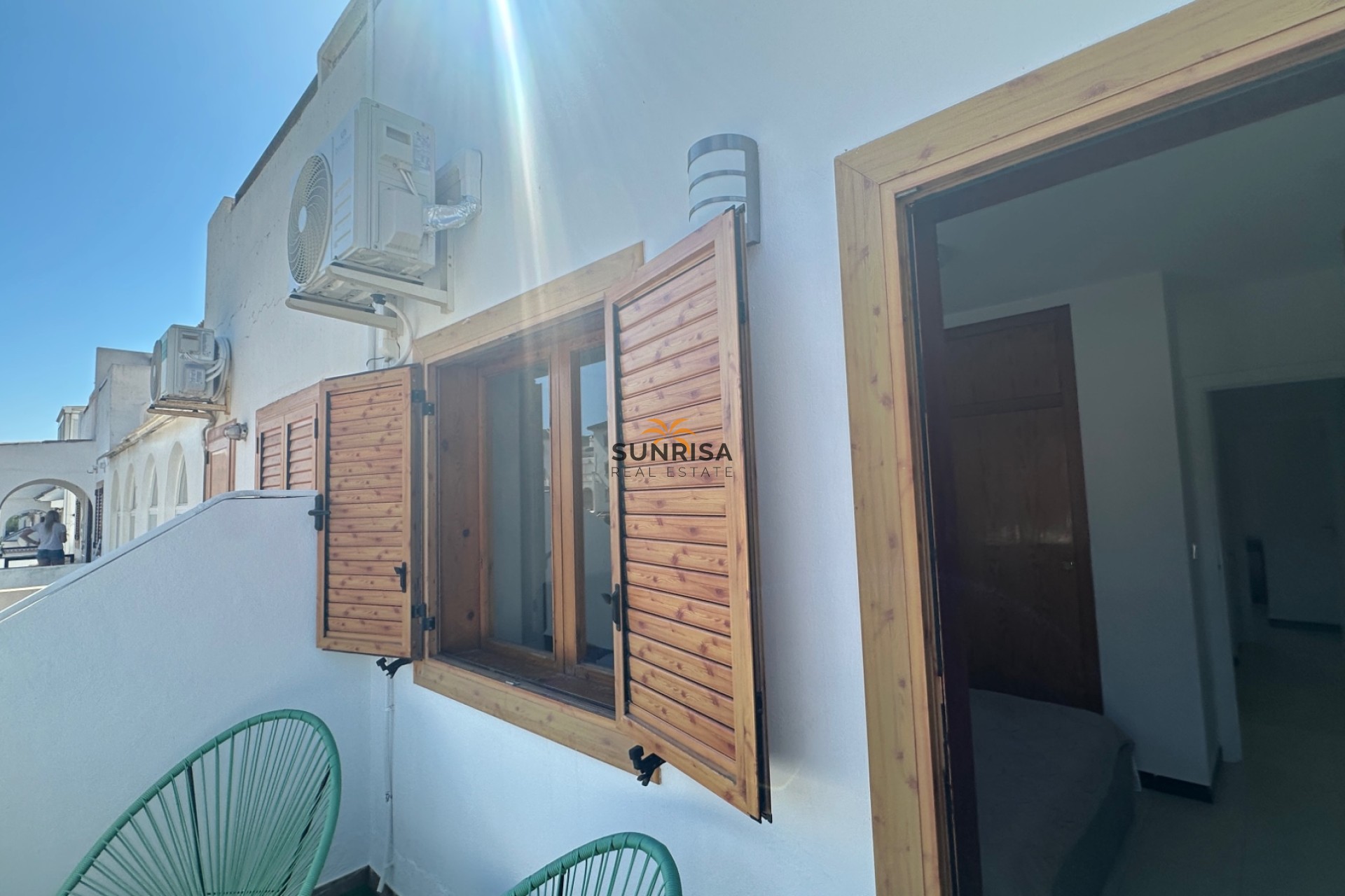 Resale - Townhouse - La Mata