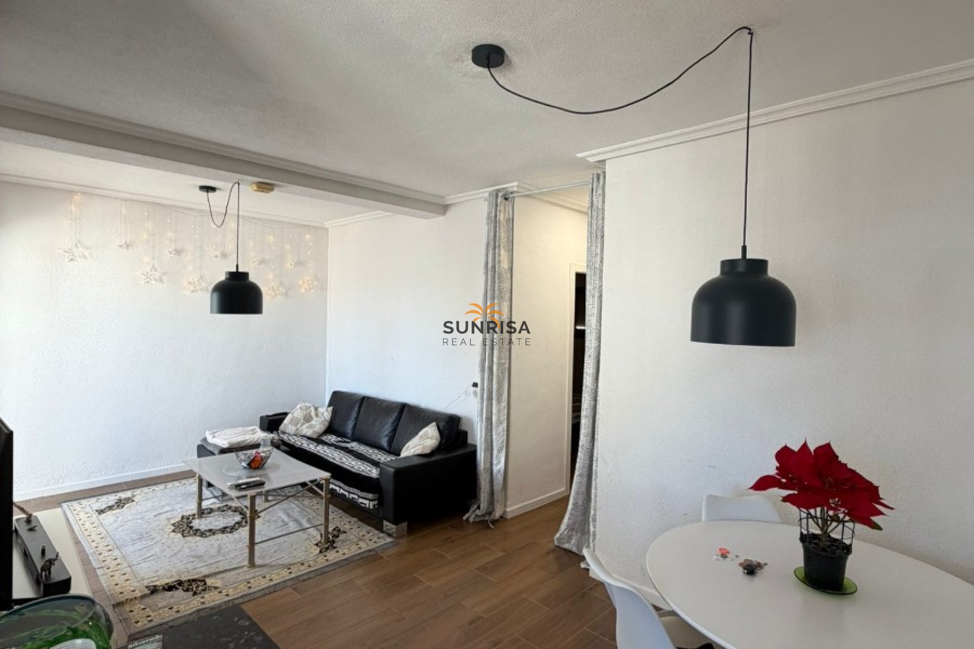 Resale - Apartment - Orihuela Costa