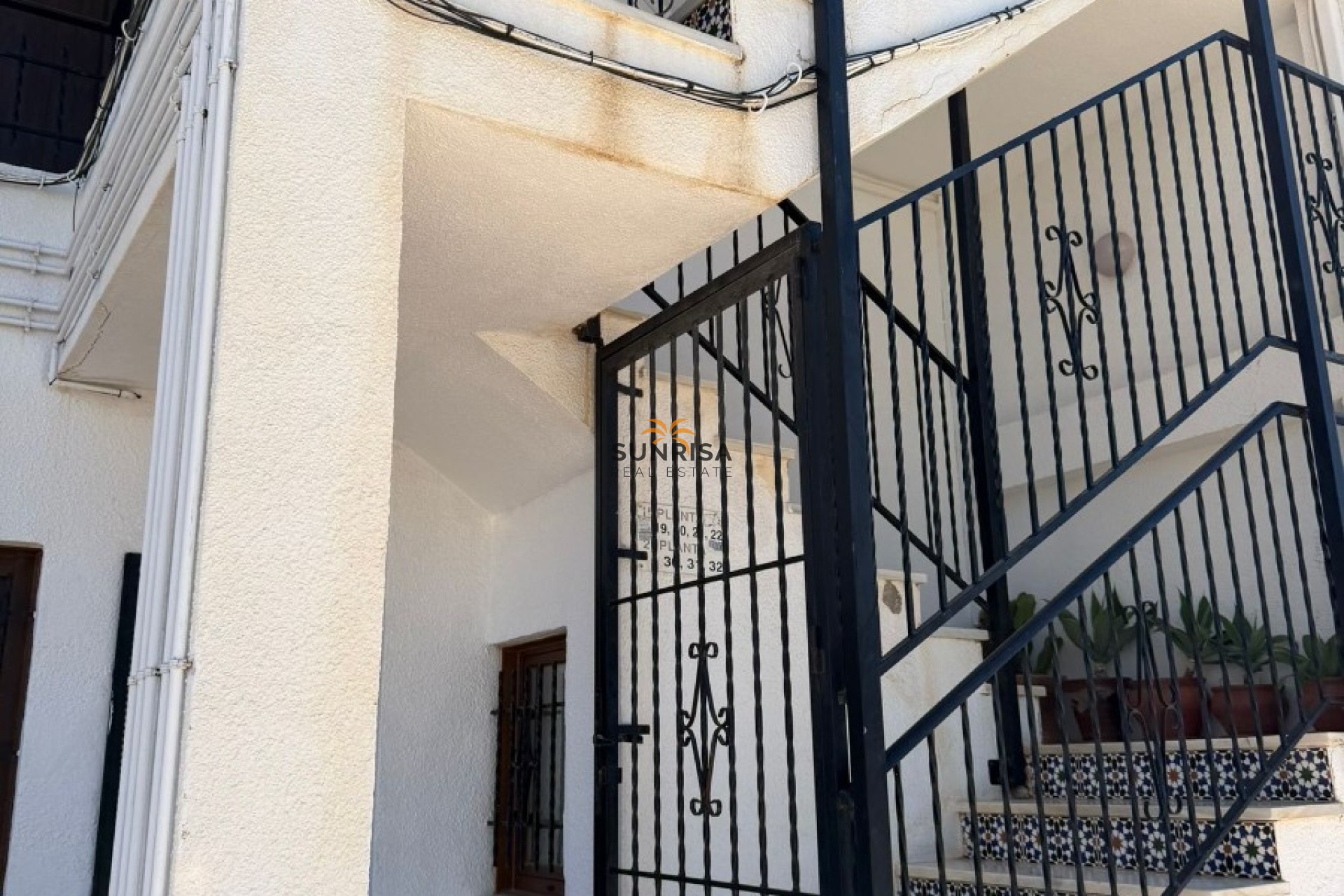 Resale - Apartment - Orihuela Costa