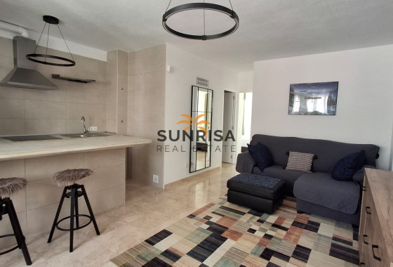 Appartement · Herverkoop - Torrevieja · La Mata · Alicante · Spanje