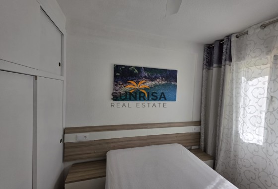 Appartement · Herverkoop - Torrevieja · La Mata · Alicante · Spanje
