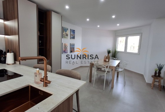 Apartment · Resale - Torrevieja · Playa del Acequión · Alicante · Spain