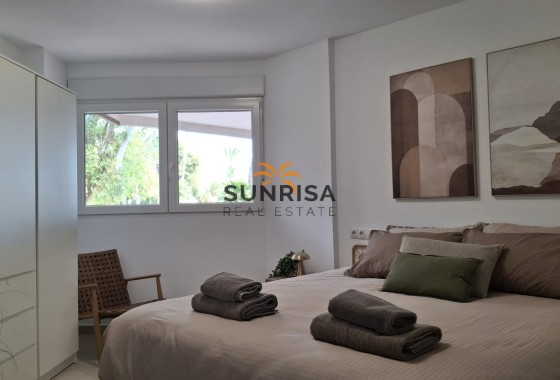 Apartment · Resale - Torrevieja · Playa del Acequión · Alicante · Spain