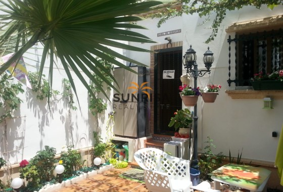 Appartement · Herverkoop - Orihuela Costa · Villamartín · Alicante · Spanje
