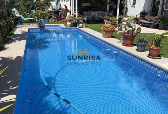 Villa · Herverkoop - Torrevieja · La siesta · Alicante · Spanje