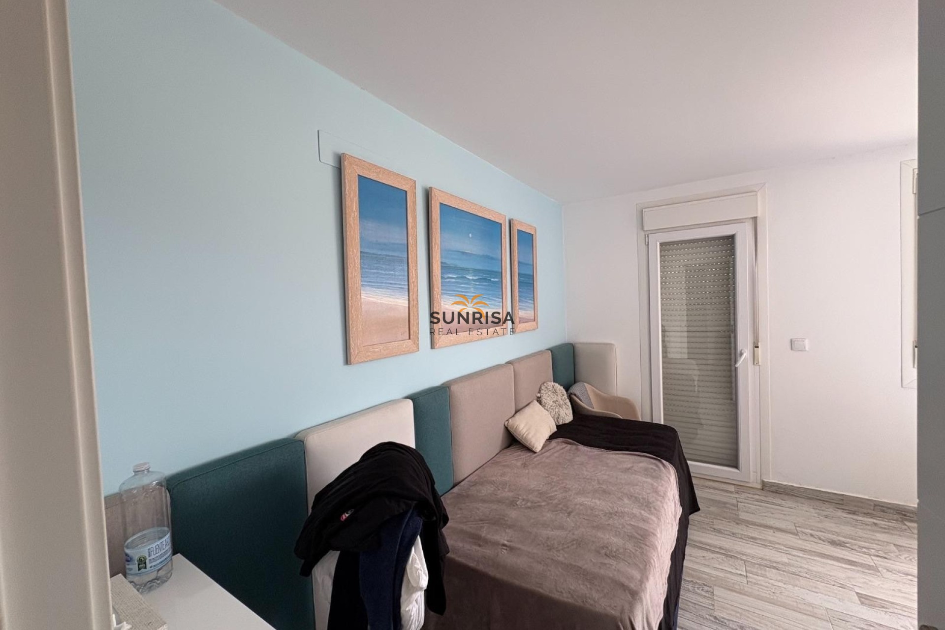 Resale - Villa - Torrevieja
