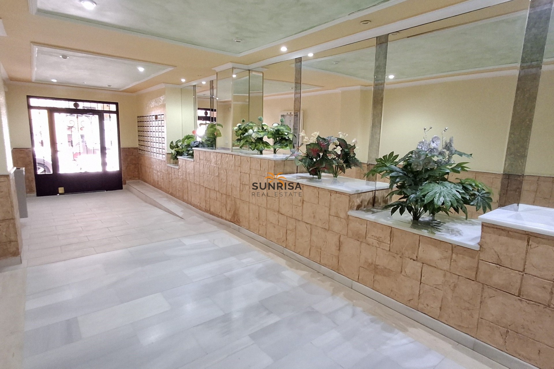 Resale - Apartment - Torrevieja