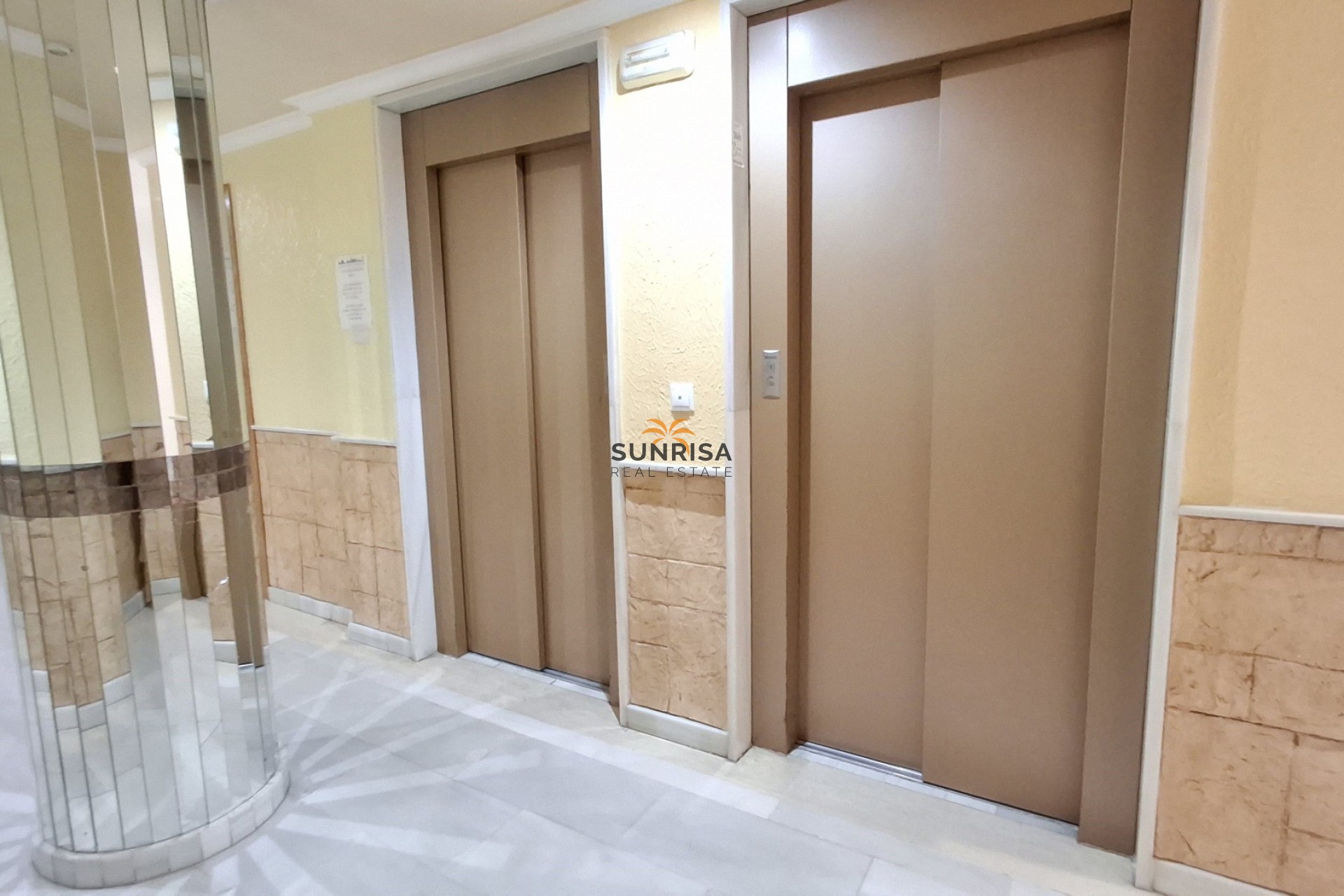 Resale - Apartment - Torrevieja