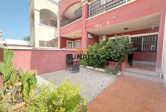 Bungalow · Herverkoop - Torrevieja · Alicante · Spanje
