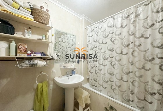 Bungalow · Herverkoop - Torrevieja · Alicante · Spanje