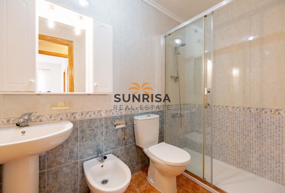 Appartement · Herverkoop - Torrevieja · Playa de los Locos · Alicante · Spanje