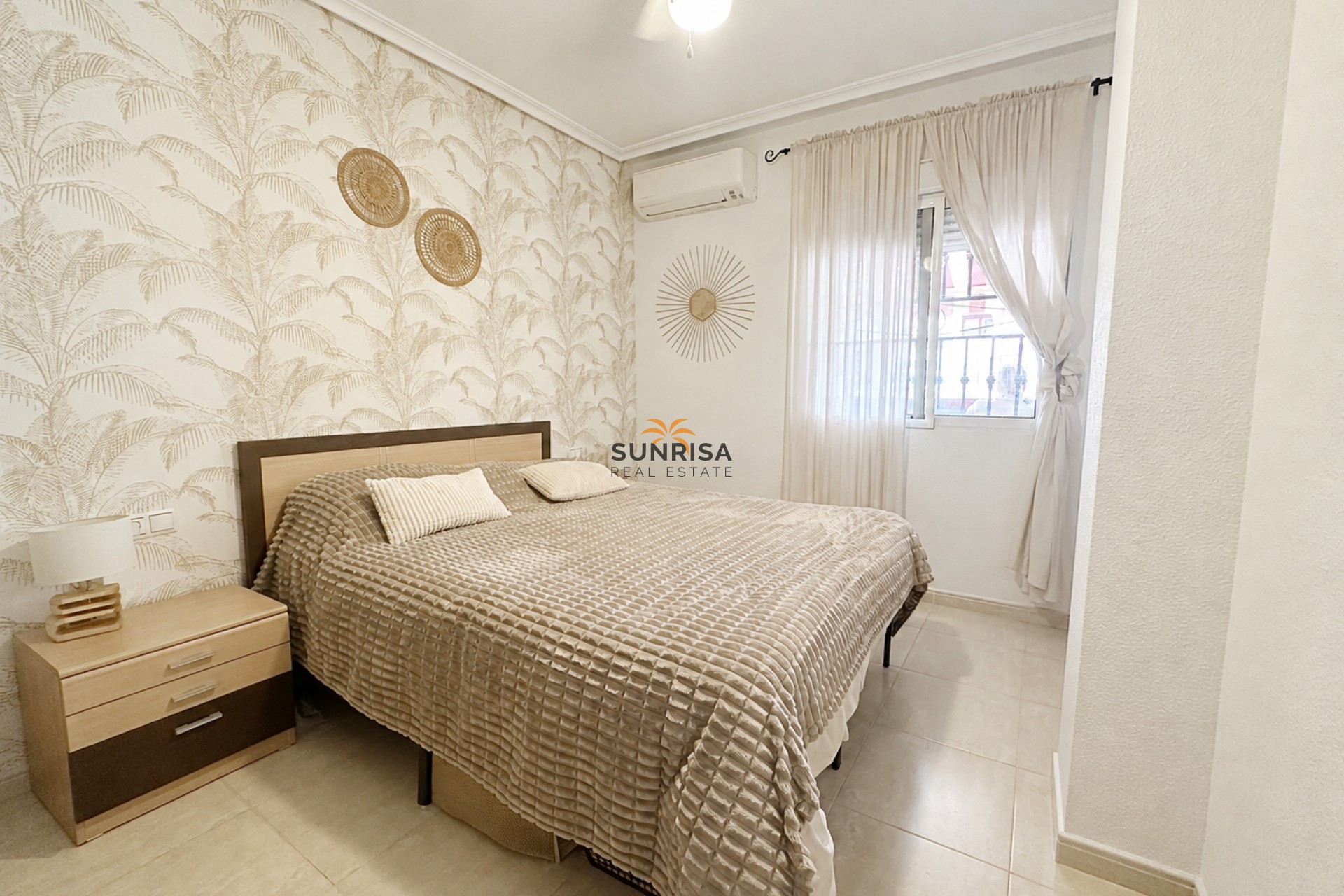 Resale - Bungalow - Orihuela Costa