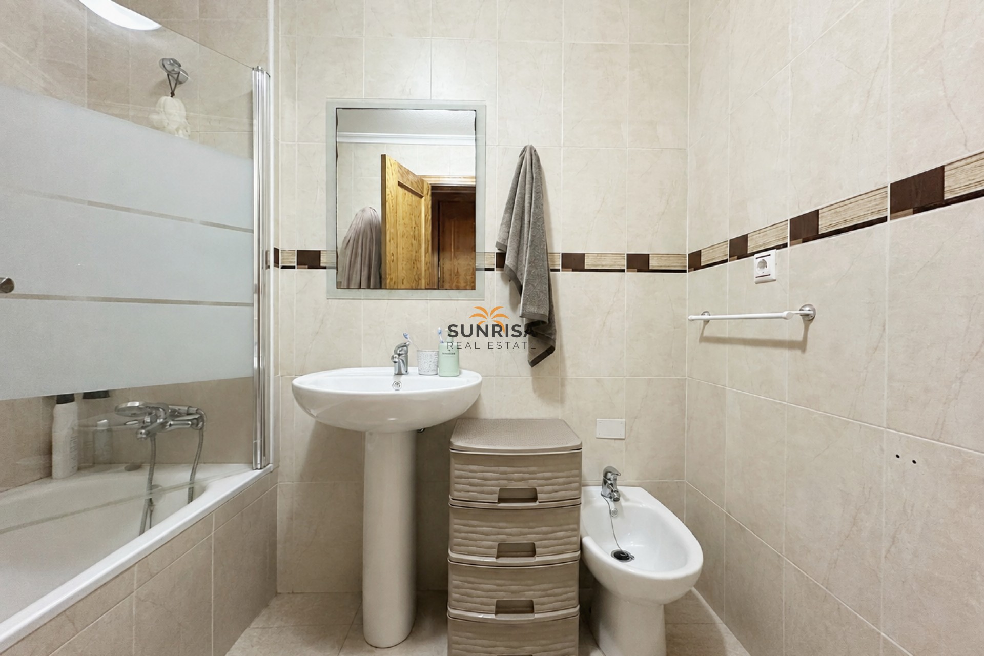 Resale - Bungalow - Orihuela Costa