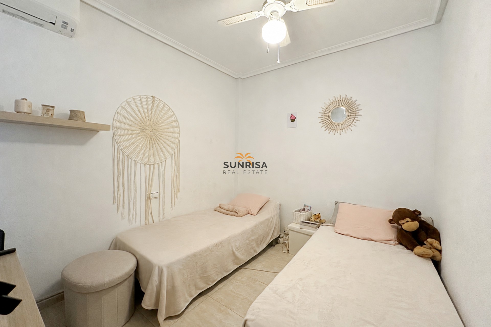 Resale - Bungalow - Orihuela Costa