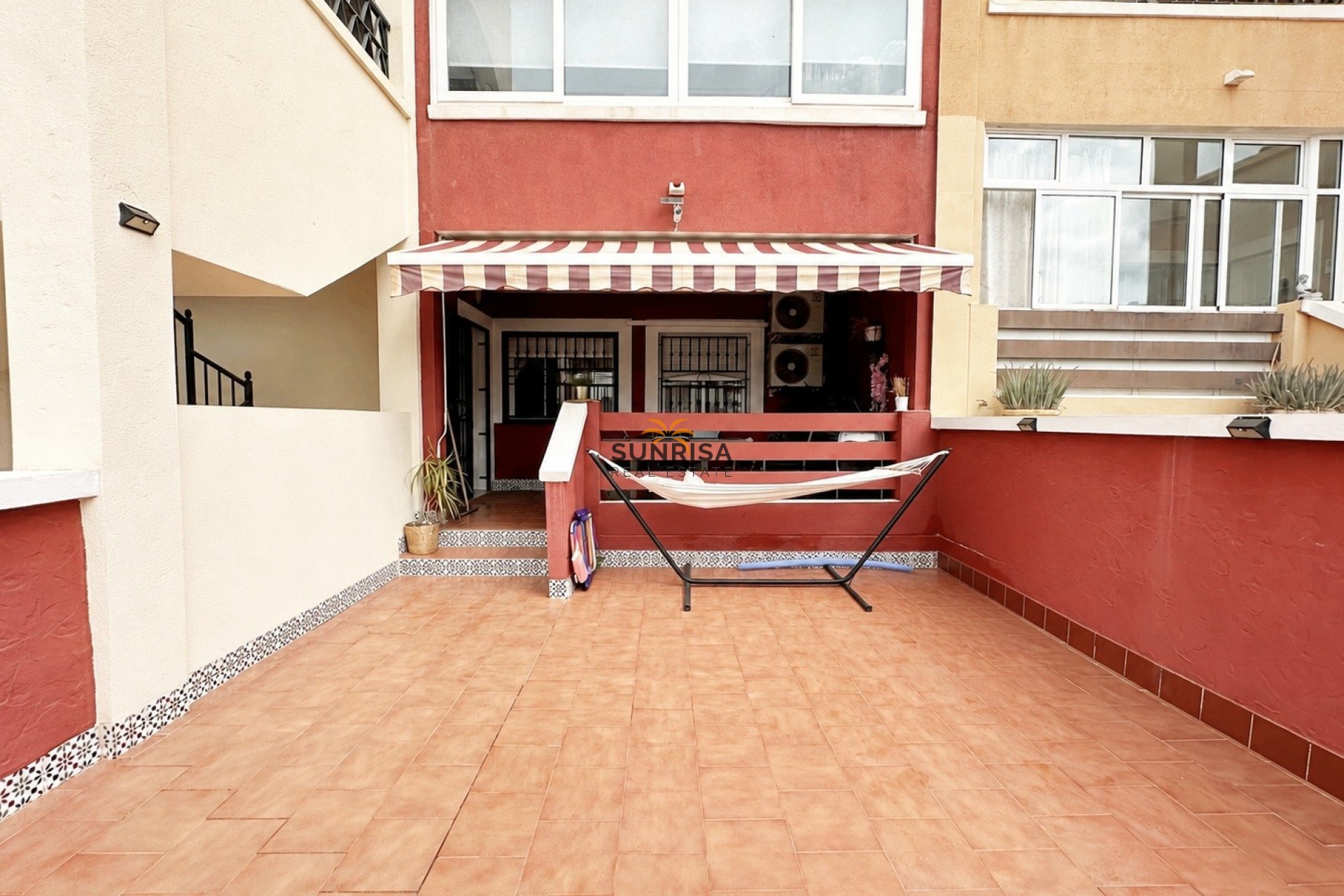 Resale - Bungalow - Orihuela Costa