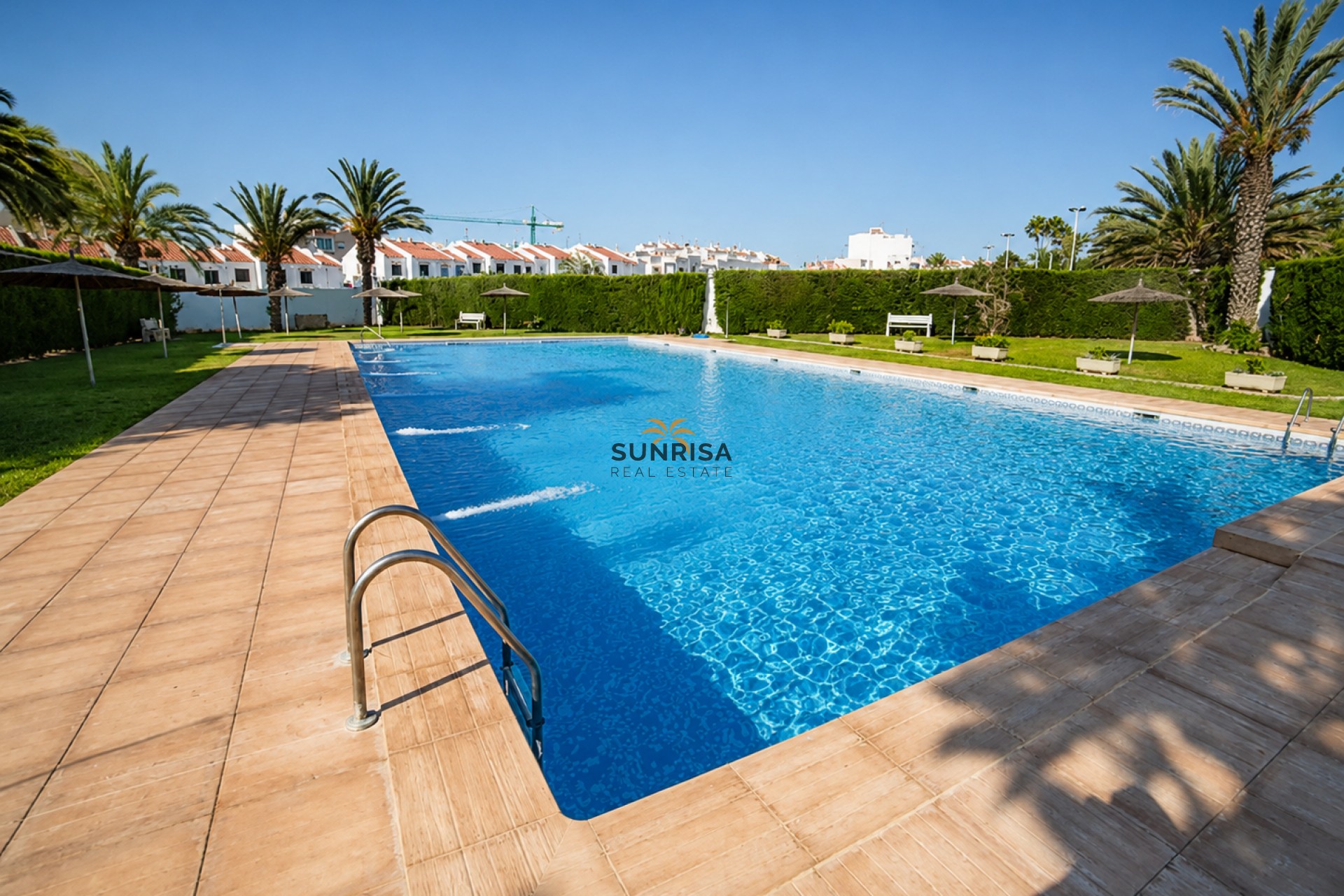 Herverkoop - Herenhuis - Torrevieja