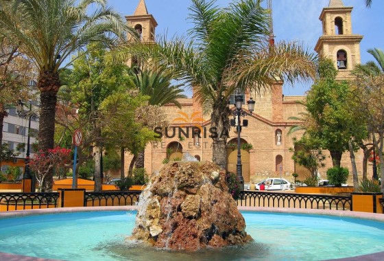 Adosado · Reventa - Torrevieja · Alicante · España