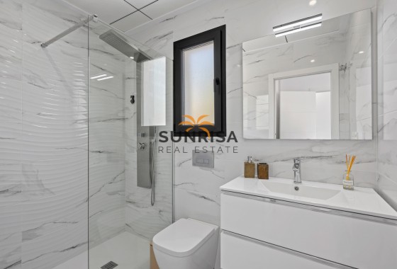 Villa · Reventa - Torrevieja · Alicante · España