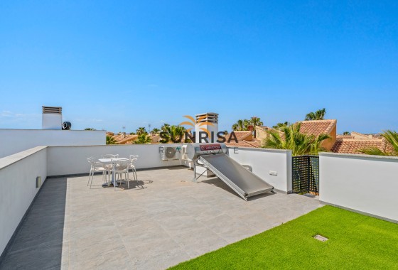Villa · Reventa - Torrevieja · Alicante · España