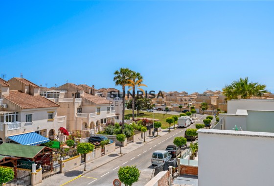 Villa · Reventa - Torrevieja · Alicante · España